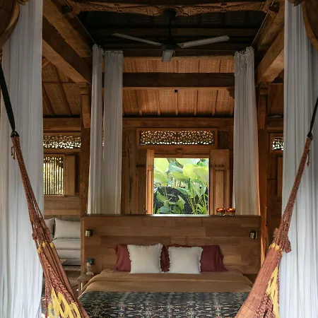 Joglo Manis Villa